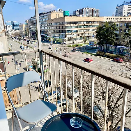 Апартаменты Возле Метро Научная Kharkiv Exterior photo