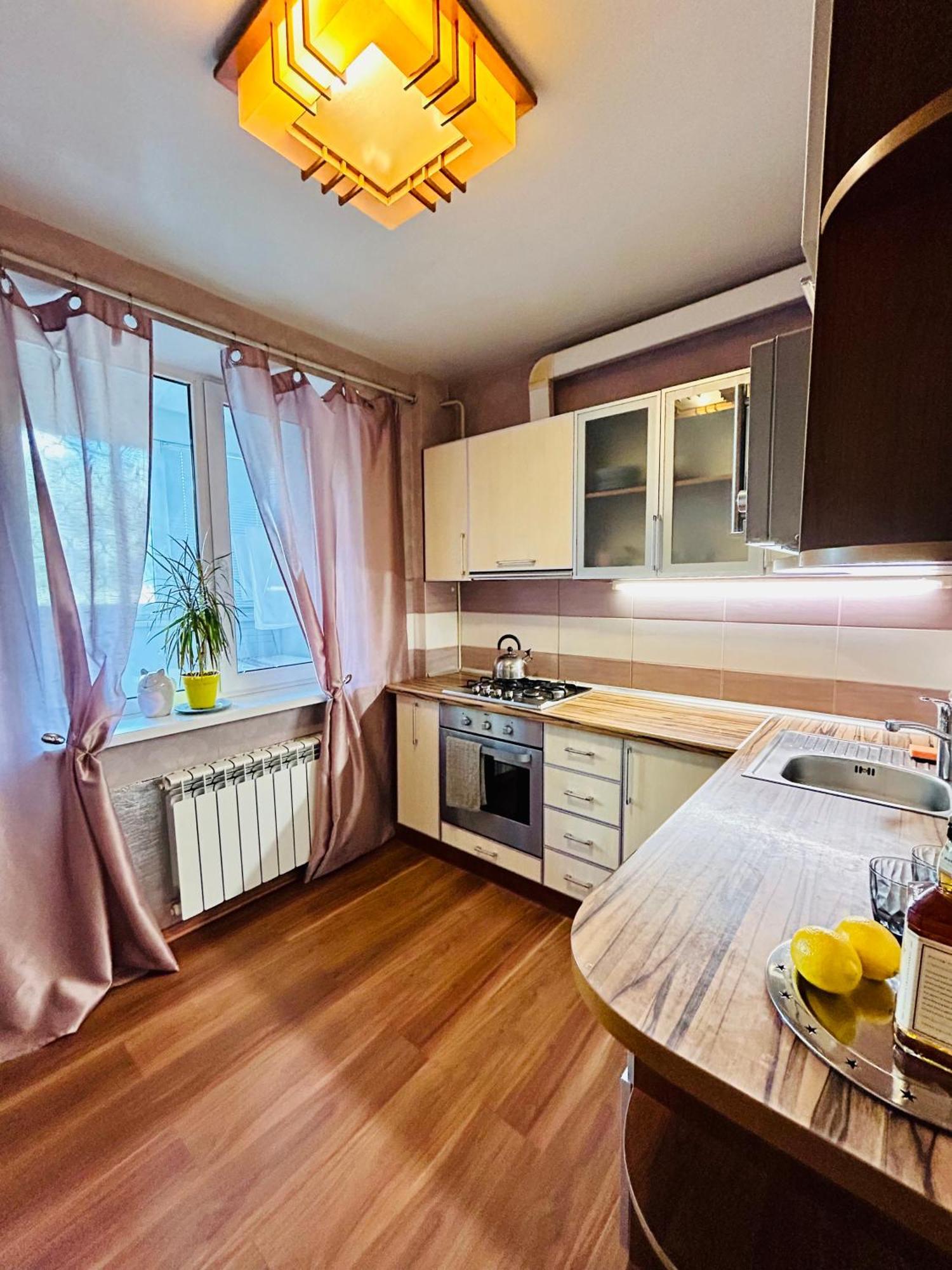 возле бц тетрис клочковская Apartment